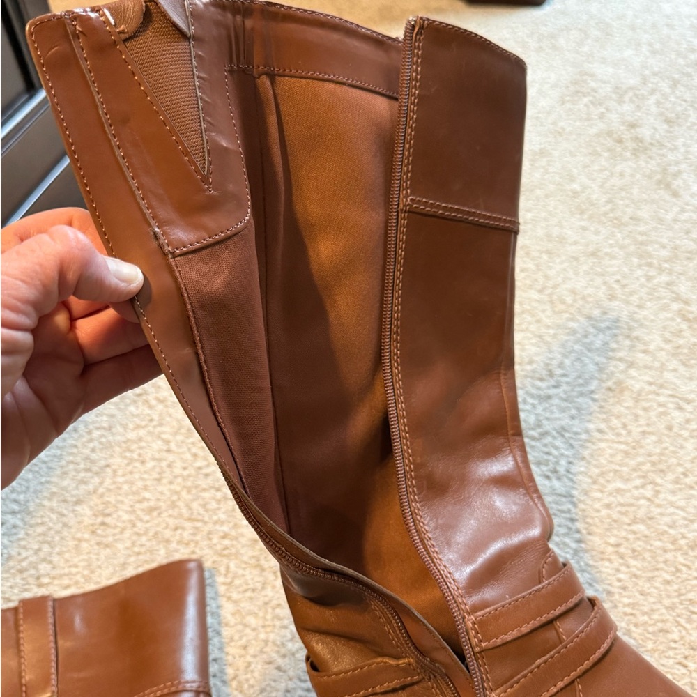 Bandolino Brown Heeled Boots - Picture 4 of 6